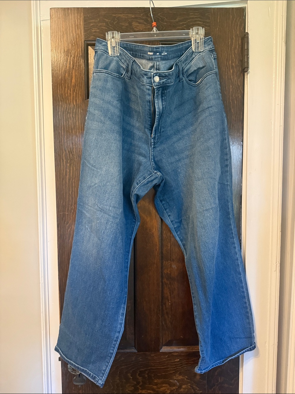 Old Navy Women's Light-Medium Blue Boyfriend Jeans